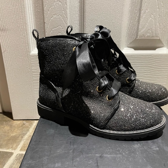 Dirty Laundry Black Sparkly Glitter Boots Size 6 Ribbon Laces - Picture 3 of 5